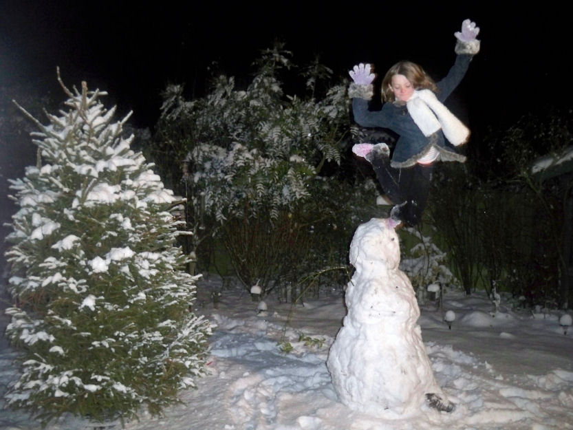 snowmanleap.jpg