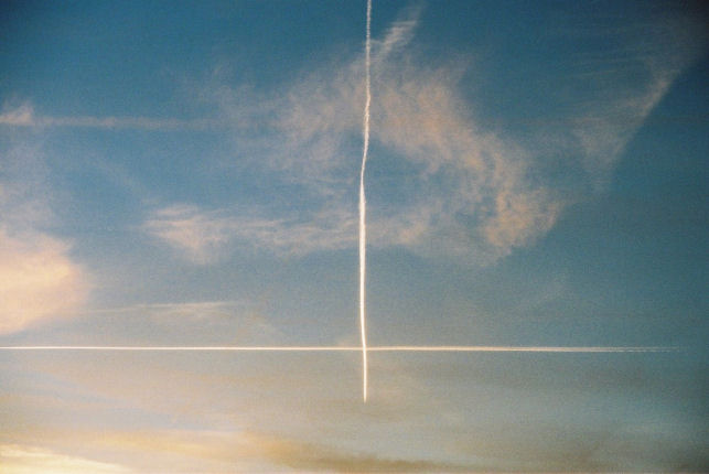 vapourtrails.jpg